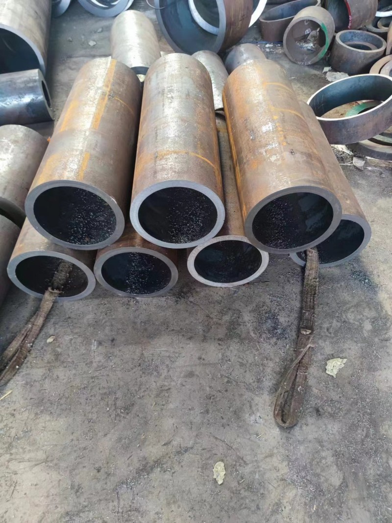 彰武彰武彰武12Cr1MovG无缝钢管切割